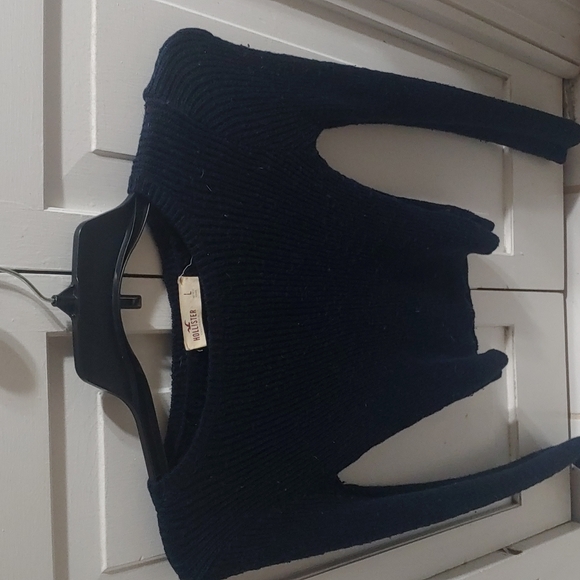 Hollister Cropped Navy Blue Sweater...Very Cute Sz L - Picture 3 of 3